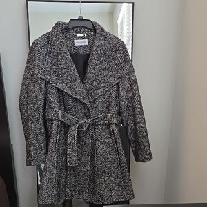 EUC Calvin Klein Women's Black and White Herringbone Coat